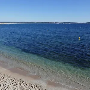 Bel Accès Direct Mer; L'almanarre, Appartement Hyères